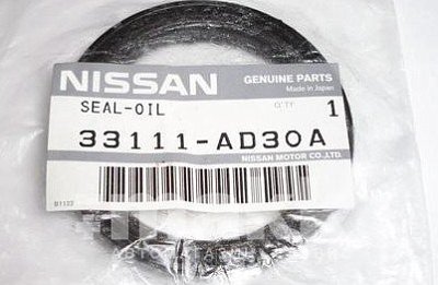 Сальник привода Nissan Primera P12 33111-AD30A OEM